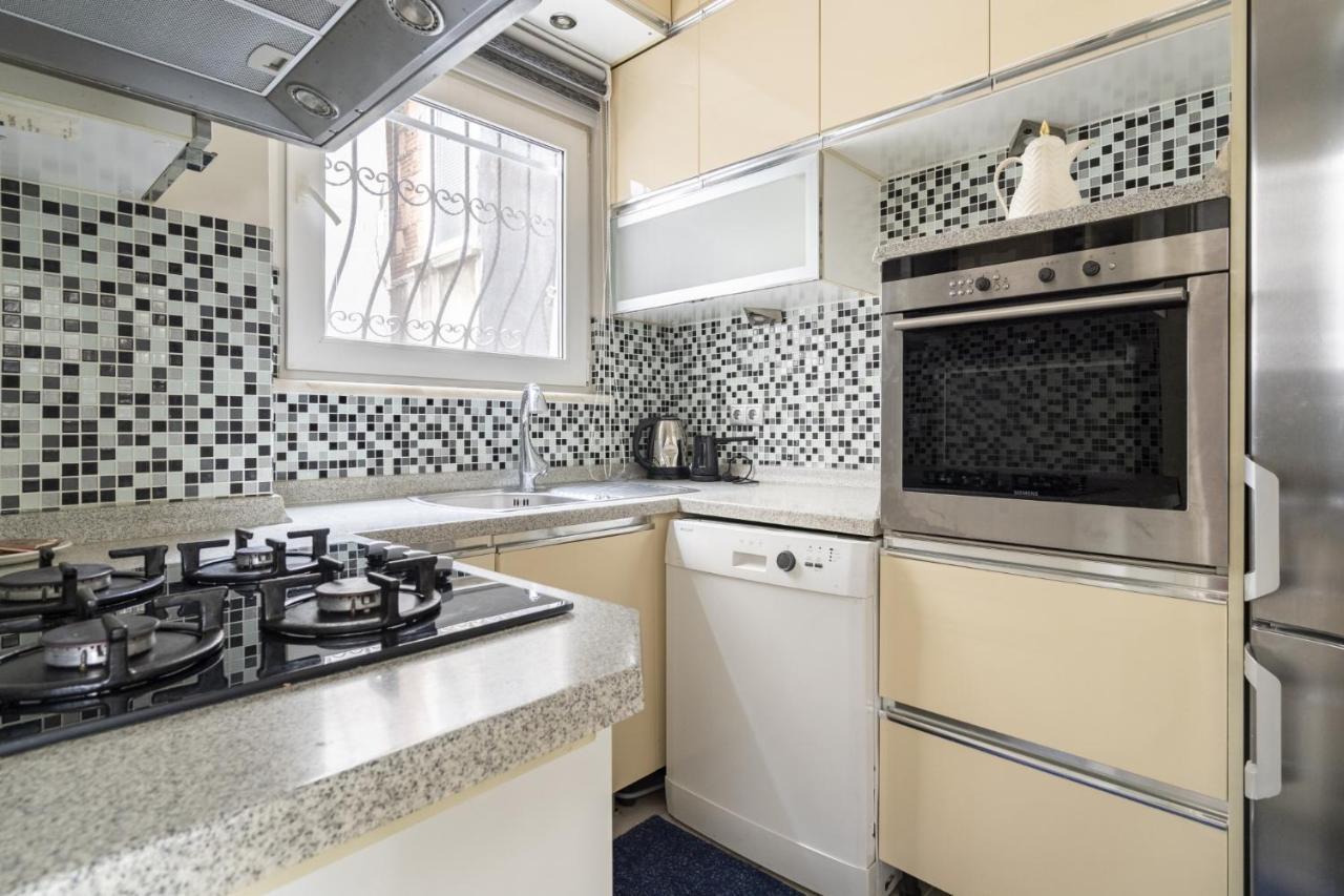 Sleek * Provincia di Istanbul